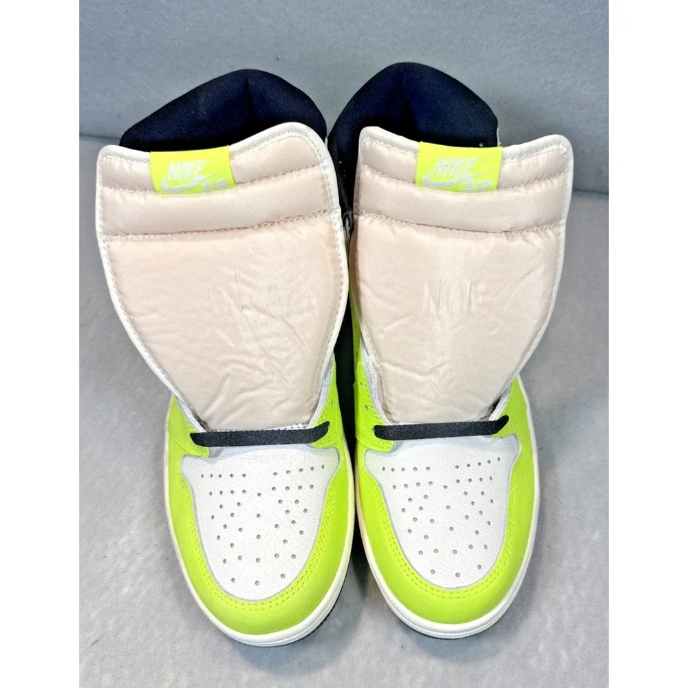 Nike Air Jordan 1 Retro High 'Visionaire' Volt 555088-702. Mens Size 10.5